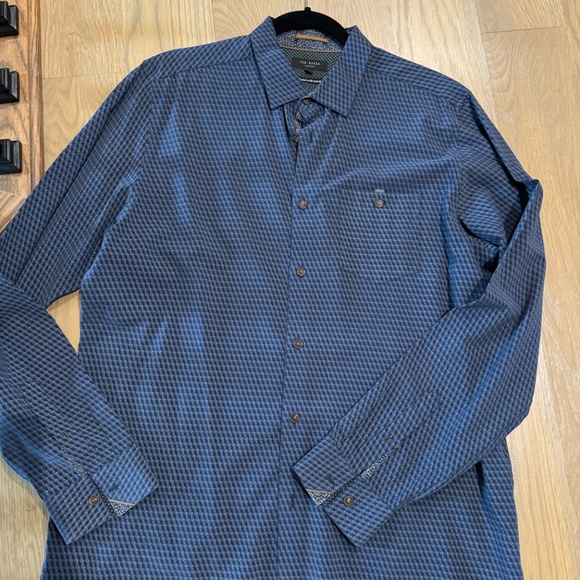 Ted Baker Men's Button up Size 5 - Picture 2 of 7